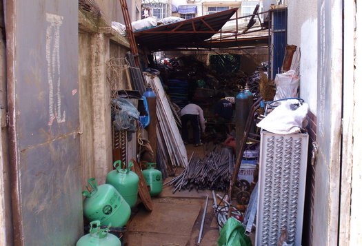 Metal shop in a Chinese alley